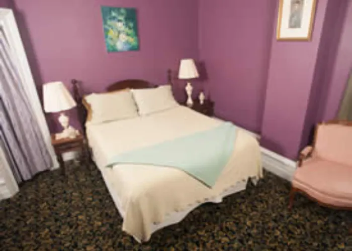Market Street 3*